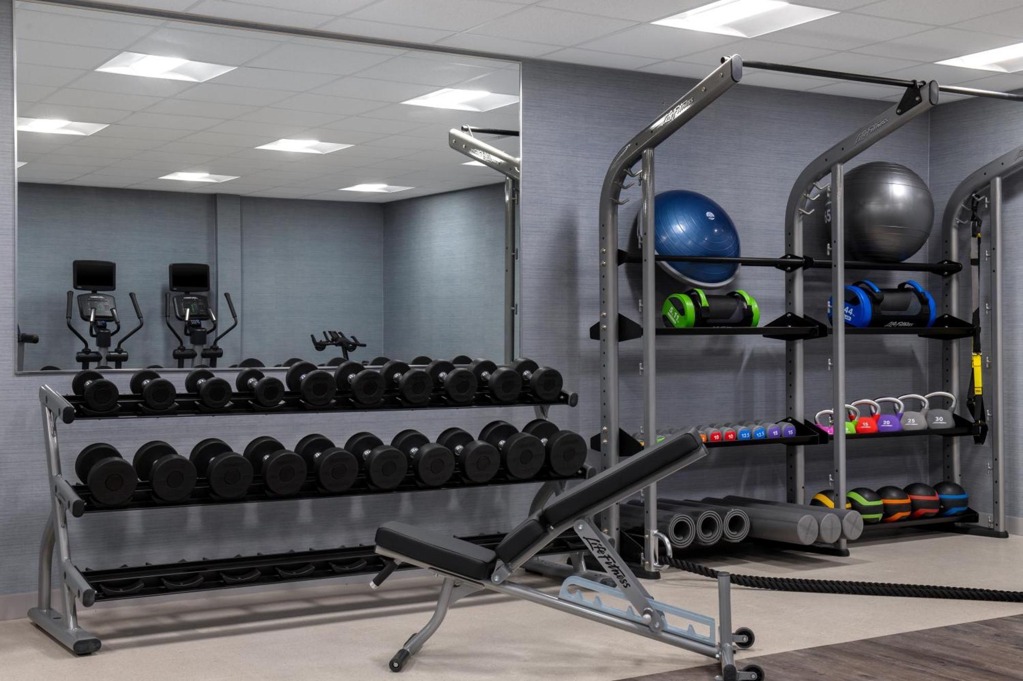 Hampton Inn By Hilton Winnipeg Downtown מראה חיצוני תמונה