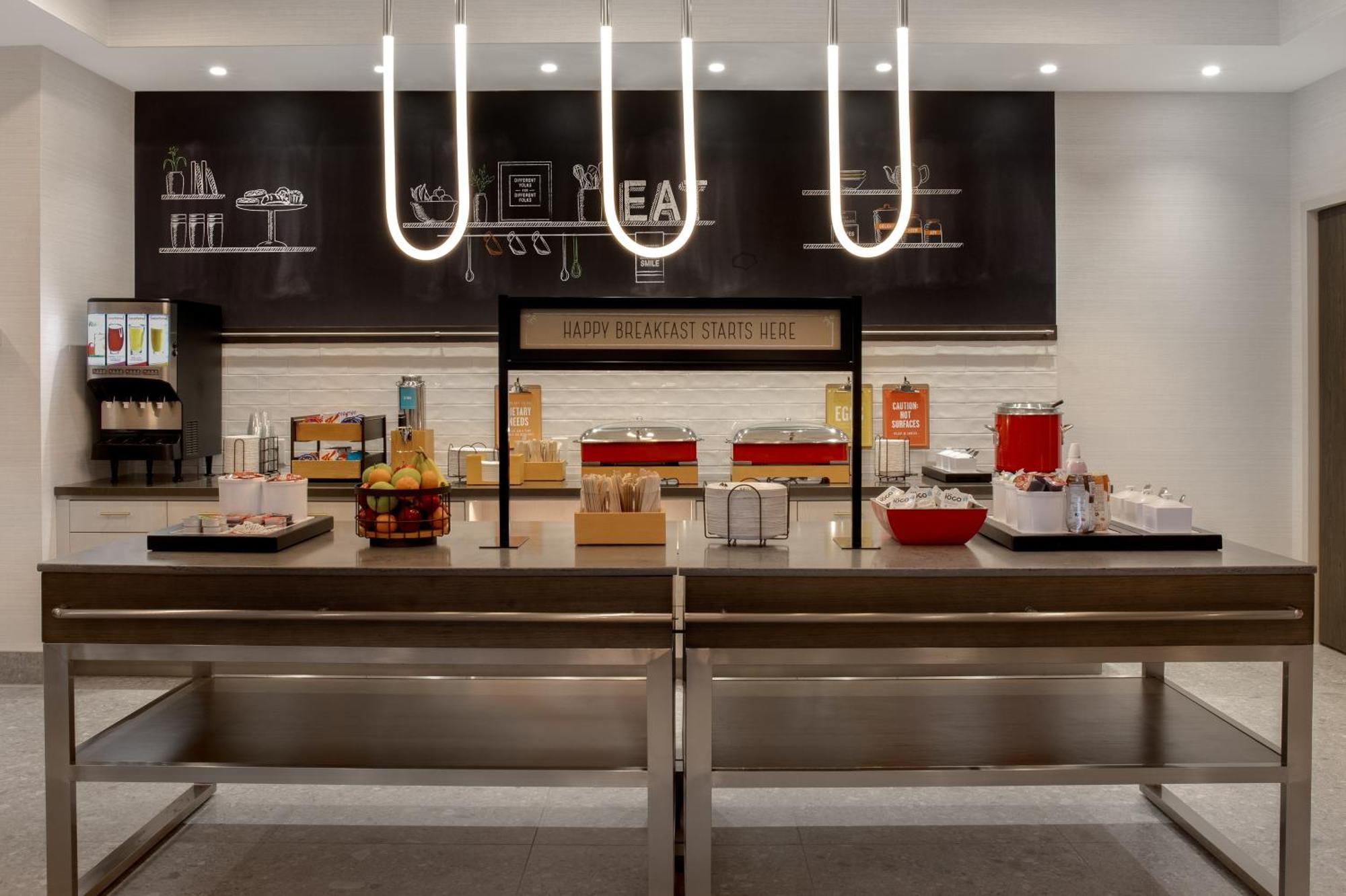 Hampton Inn By Hilton Winnipeg Downtown מראה חיצוני תמונה
