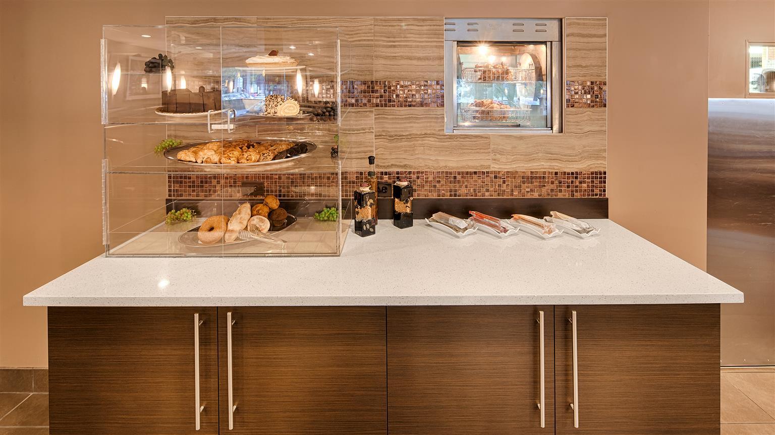 Hampton Inn By Hilton Winnipeg Downtown מראה חיצוני תמונה